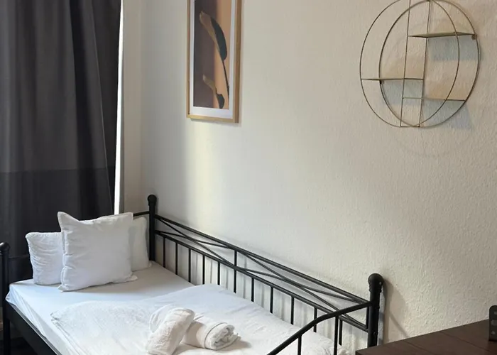 Gemuetlich Und Zentral 5 Minuten Zum Hauptbahnhof *