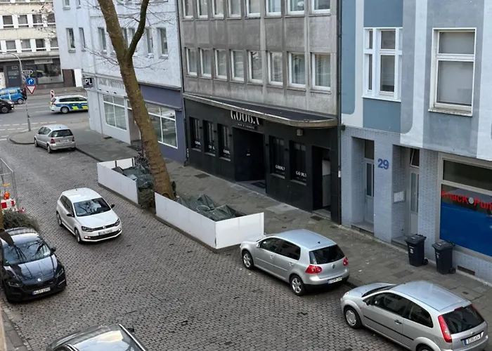 Gemuetlich Und Zentral 5 Minuten Zum Hauptbahnhof Διαμέρισμα