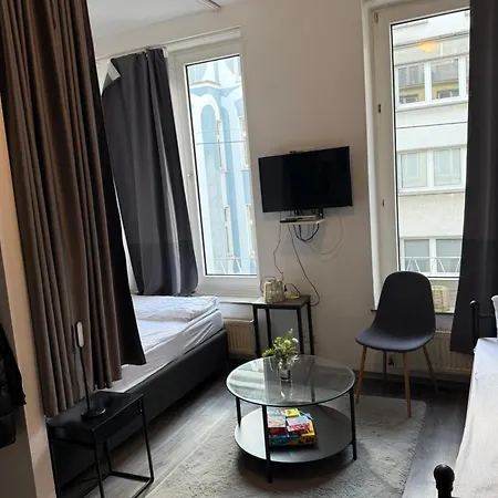Apartment Gemütlich Und Zentral 5 Minuten Zum Hauptbahnhof Düsseldorf