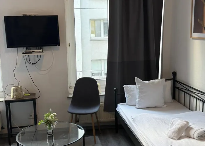 דירה Gemuetlich Und Zentral 5 Minuten Zum Hauptbahnhof דיסלדורף